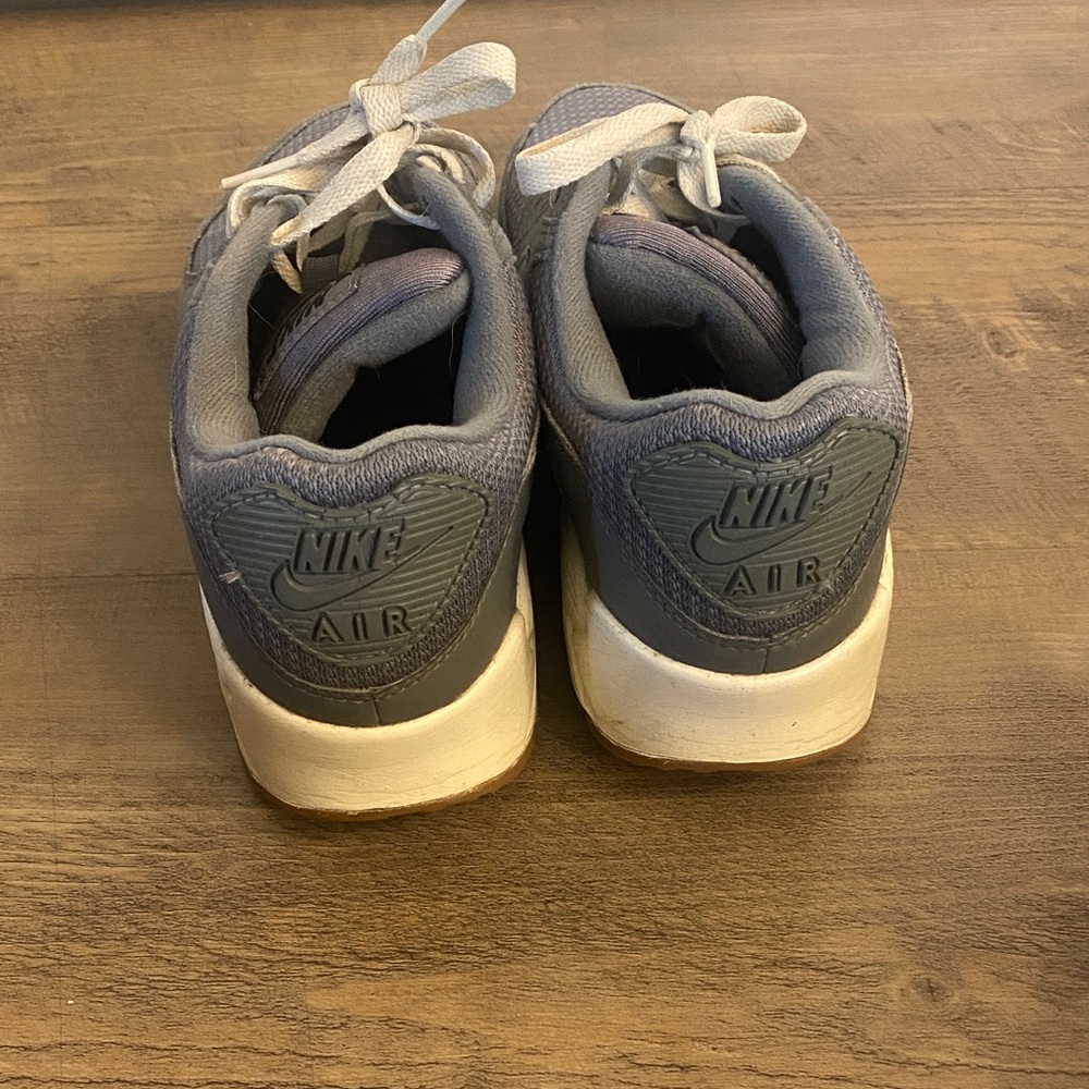 Nike Air Max Gray Sneakers - Picture 4 of 5